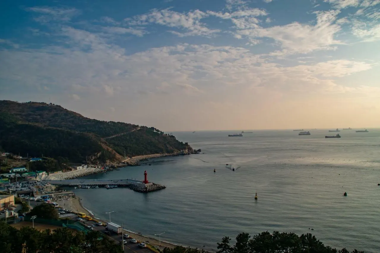 Ocean View Hamji Homestay Busan Apartment
